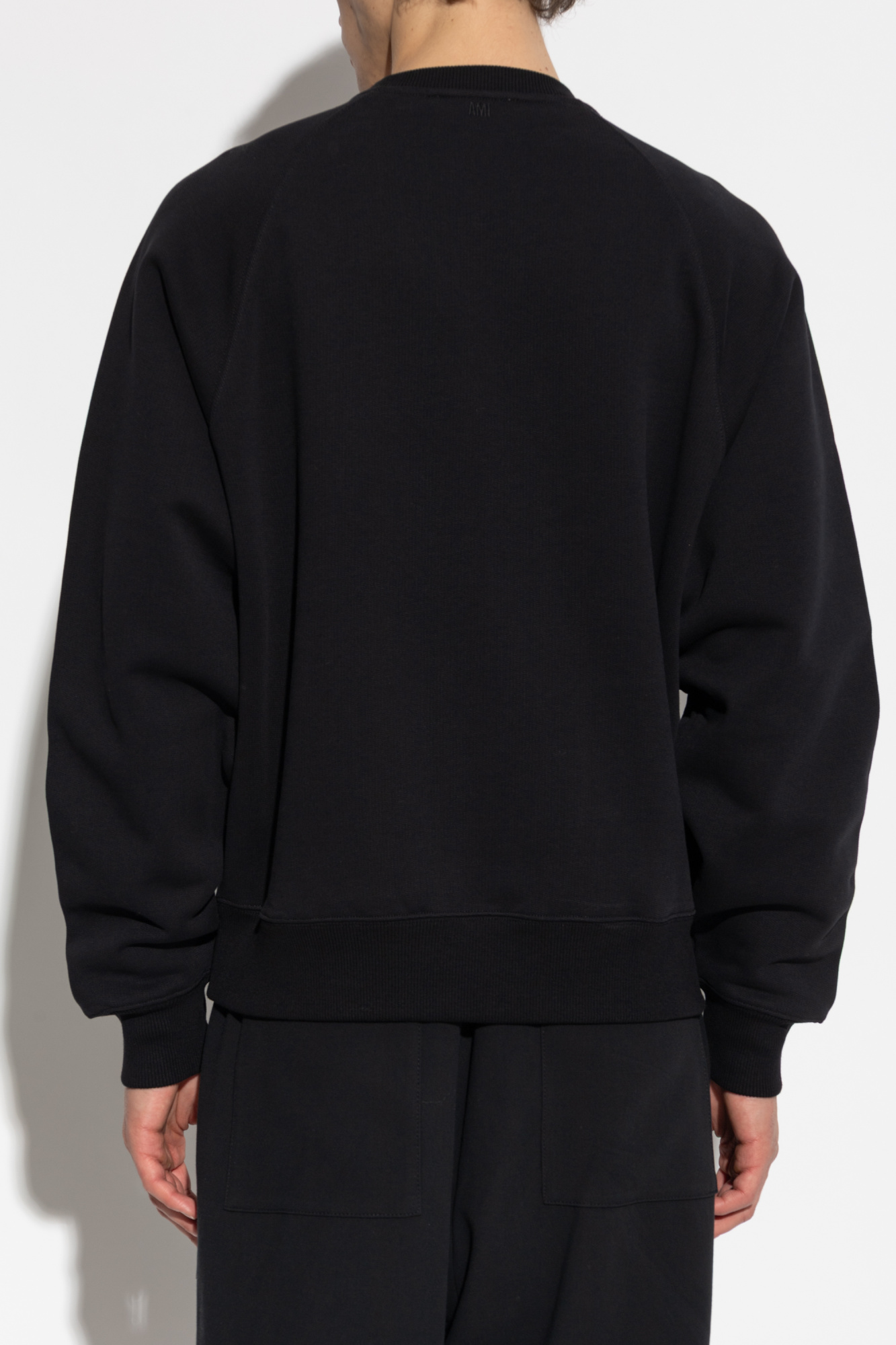 【送料&関税込】Ami Alexandre Mattiussi Logo-sweatshirt Ami Alexandre Mattiussi white heart-shaped sweater with logo